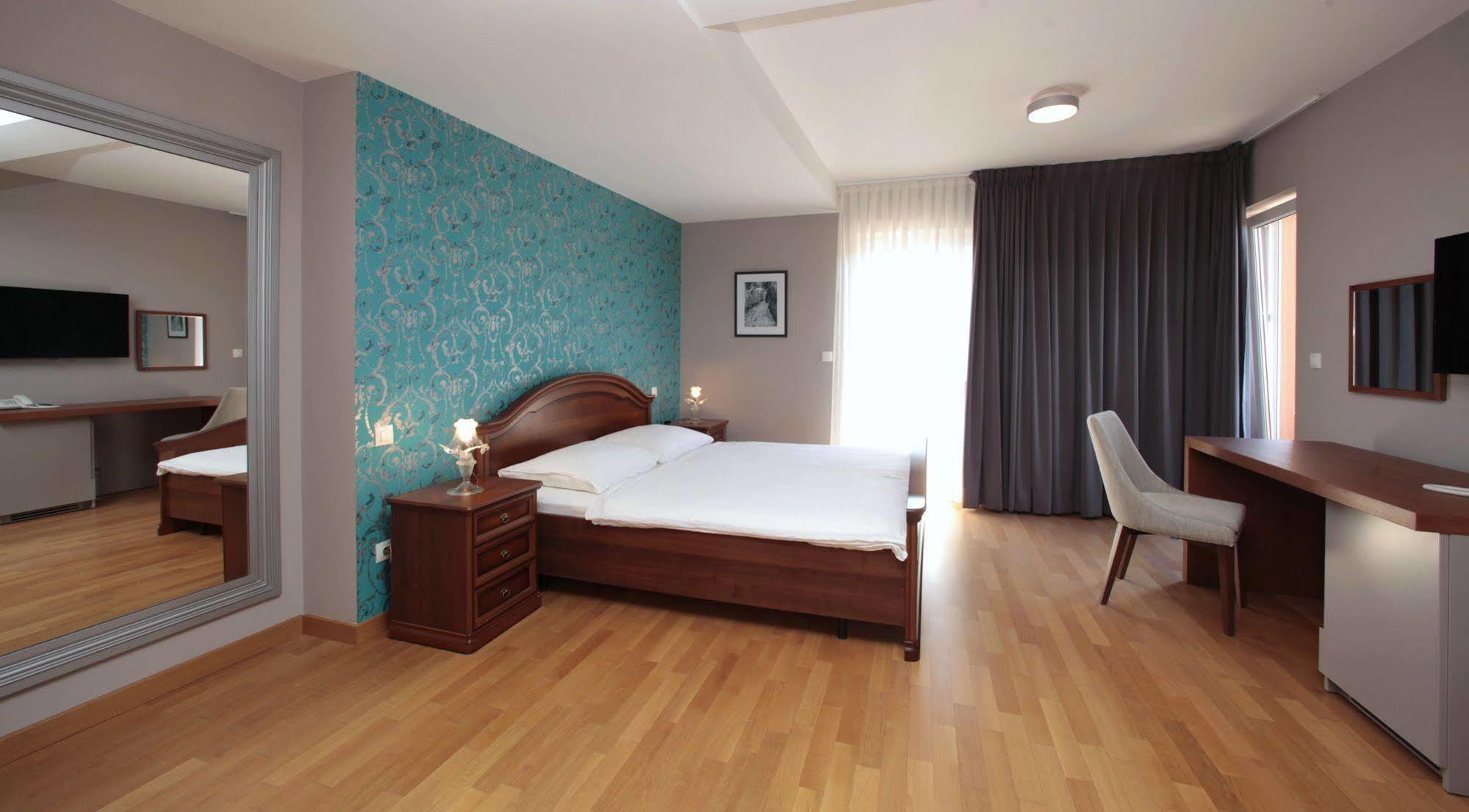 Hotel Minerva Medulin Eksteriør billede